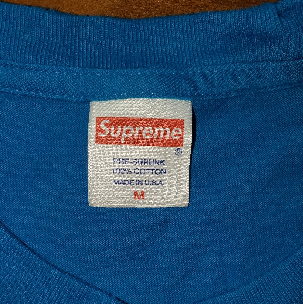 Supreme t shirt